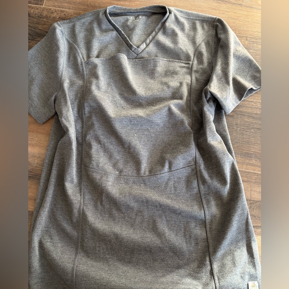 Classic Gray V-Neck Short Sleeve Tee
